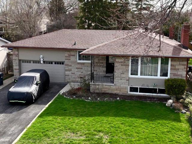 231 Elizabeth St S, House detached with 3 bedrooms, 5 bathrooms and 6 parking in Brampton ON | Image 1