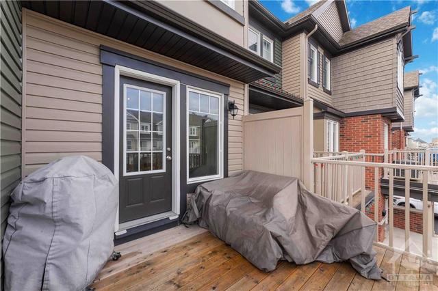 41 Maroma Street, Townhouse with 3 bedrooms, 2 bathrooms and 3 parking in Ottawa ON | Image 26