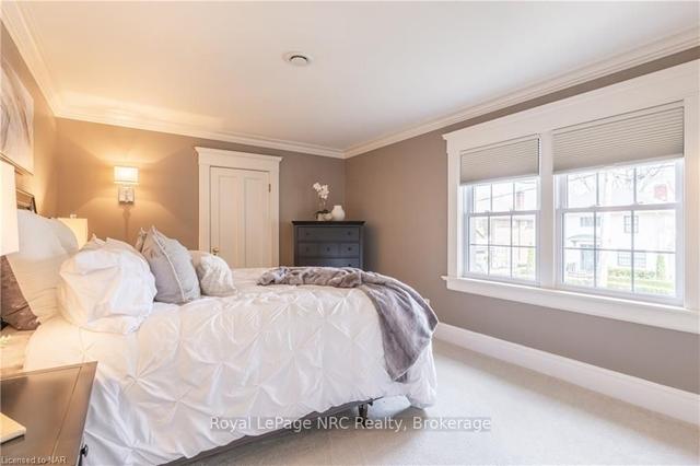 8 Hillcrest Ave, House detached with 5 bedrooms, 5 bathrooms and 7 parking in St. Catharines ON | Image 16