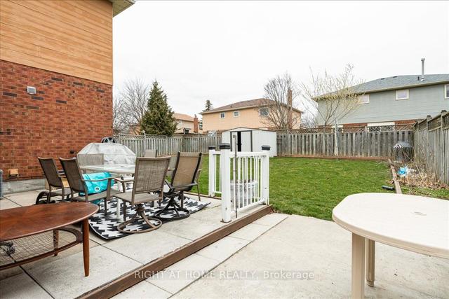 141 Melissa Cres, House detached with 3 bedrooms, 3 bathrooms and 4 parking in Whitby ON | Image 30