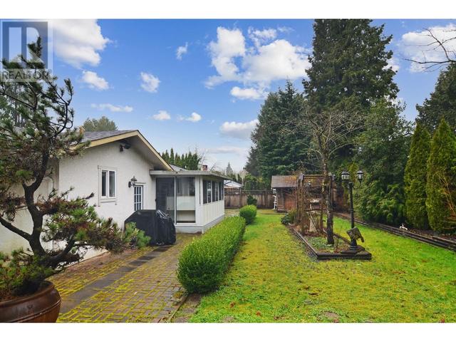 21421 River Road, House detached with 3 bedrooms, 2 bathrooms and null parking in Maple Ridge BC | Image 25