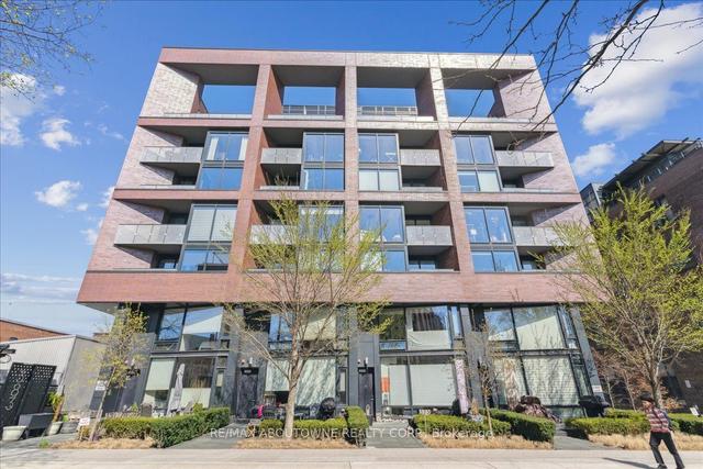 ph2 - 383 Sorauren Ave, Condo with 2 bedrooms, 2 bathrooms and 1 parking in Toronto ON | Image 12