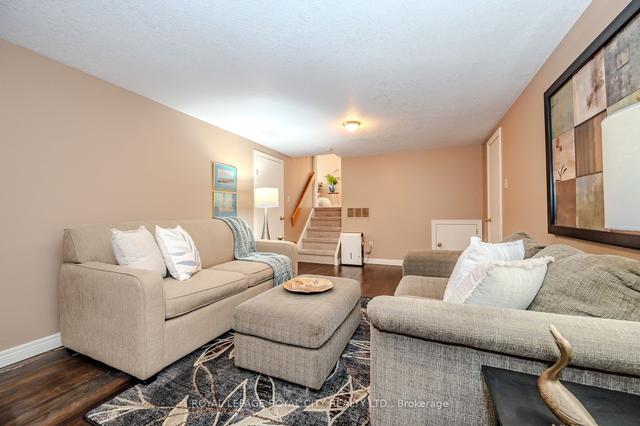 62 Clive Ave, House detached with 2 bedrooms, 2 bathrooms and 6 parking in Guelph ON | Image 19