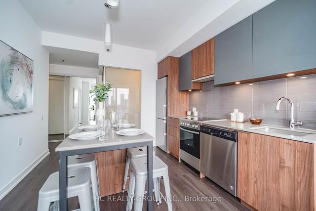 2201 - 203 College St, Condo with 1 bedrooms, 1 bathrooms and 0 parking in Toronto ON | Image 5