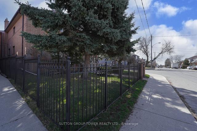 531 Lauder Ave, House detached with 4 bedrooms, 4 bathrooms and 7 parking in Toronto ON | Image 23