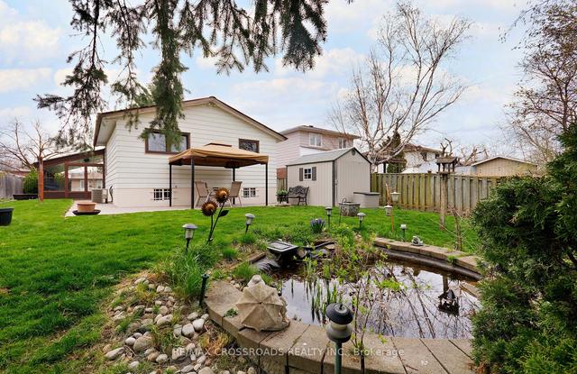 5 Berner Tr, House detached with 3 bedrooms, 2 bathrooms and 3 parking in Toronto ON | Image 21