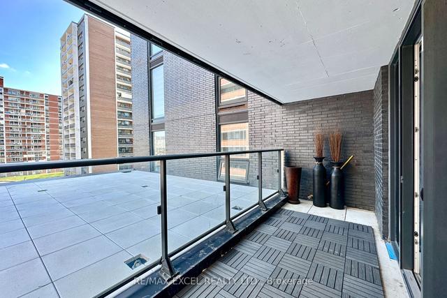 518 - 21 Park St E, Condo with 1 bedrooms, 1 bathrooms and 0 parking in Mississauga ON | Image 14