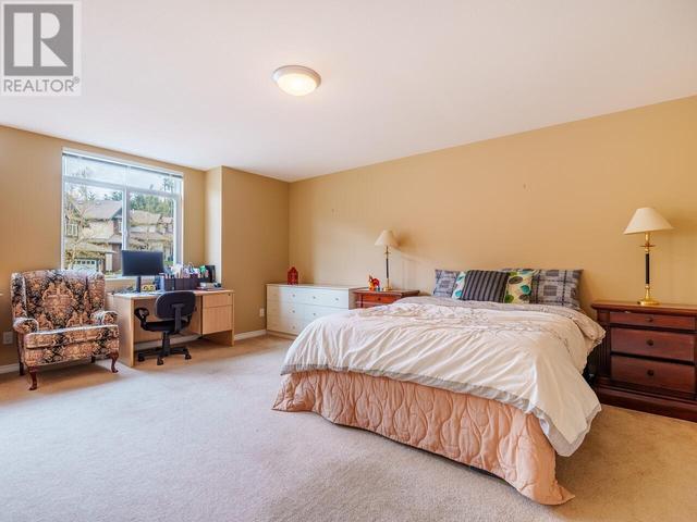18 - 1705 Parkway Boulevard, House detached with 5 bedrooms, 4 bathrooms and 4 parking in Coquitlam BC | Image 17