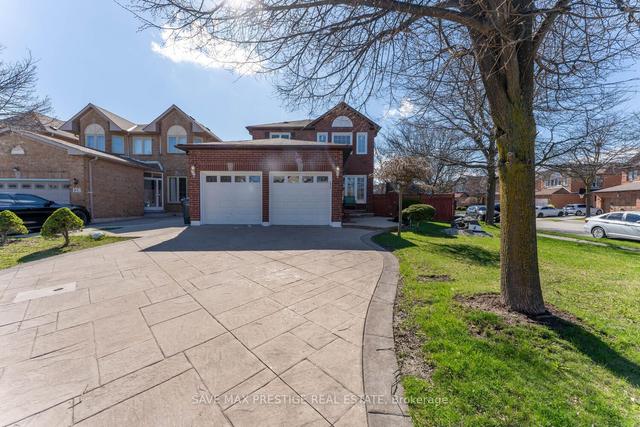 4 Cedarwood Cres, House detached with 3 bedrooms, 4 bathrooms and 6 parking in Brampton ON | Image 12