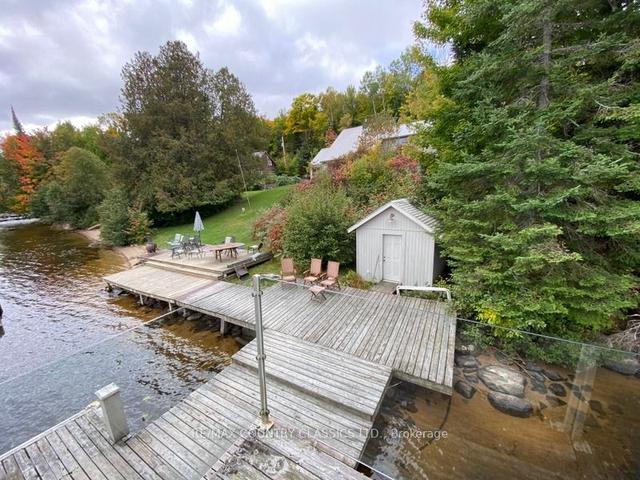 2021 North Baptiste Lake Rd, House detached with 1 bedrooms, 2 bathrooms and 8 parking in Hastings Highlands ON | Image 11