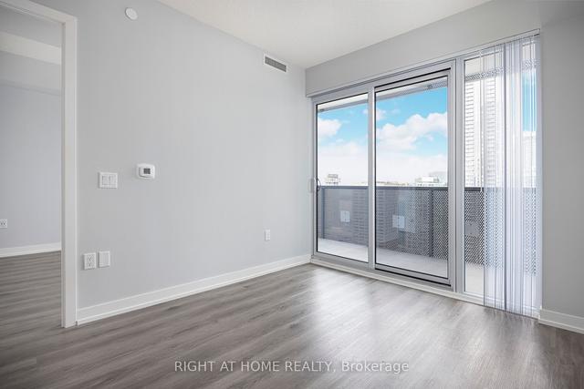 3512 - 138 Downes St, Condo with 1 bedrooms, 1 bathrooms and 0 parking in Toronto ON | Image 3