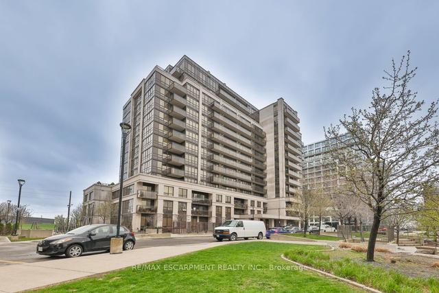 302 - 55 De Boers Dr, Condo with 1 bedrooms, 2 bathrooms and 1 parking in Toronto ON | Image 1