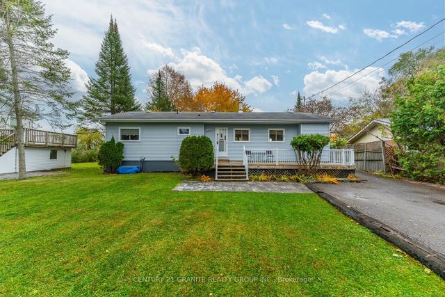 177 Beehive Dr, House detached with 3 bedrooms, 2 bathrooms and 7 parking in Kawartha Lakes ON | Image 1