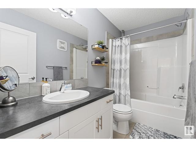 7704 24 Av Sw, House detached with 3 bedrooms, 2 bathrooms and 2 parking in Edmonton AB | Image 27