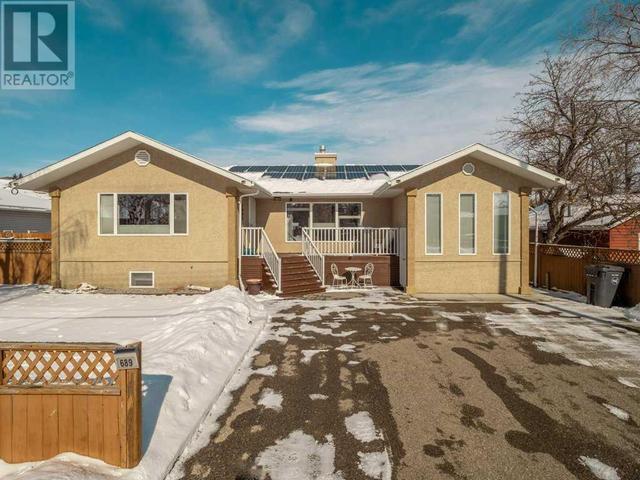 689 Frederick Street, House detached with 3 bedrooms, 3 bathrooms and 4 parking in Pincher Creek AB | Image 1
