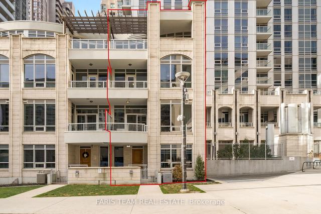th01 - 761 Bay St, Townhouse with 3 bedrooms, 4 bathrooms and 2 parking in Toronto ON | Image 12