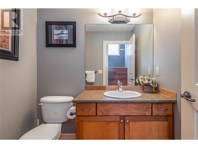 788 Galbraith Place, House detached with 3 bedrooms, 2 bathrooms and 2 parking in Kelowna BC | Image 19