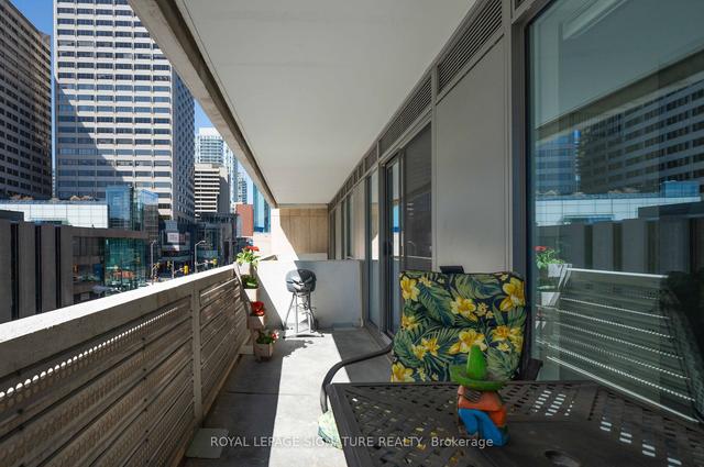 312 - 2221 Yonge St, Condo with 1 bedrooms, 2 bathrooms and 1 parking in Toronto ON | Image 16