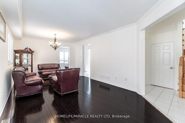 38 Mario St, House detached with 4 bedrooms, 4 bathrooms and 6 parking in Brampton ON | Image 37
