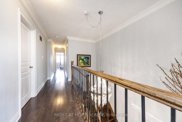 31 Goldthread Terr, House semidetached with 4 bedrooms, 4 bathrooms and 3 parking in Toronto ON | Image 10