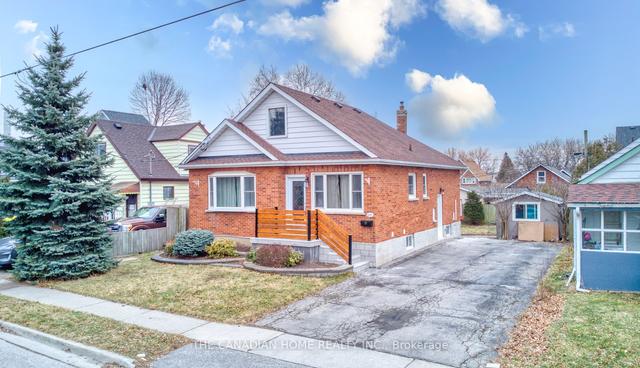 239 Edward Ave Ave, House detached with 3 bedrooms, 4 bathrooms and 4 parking in Oshawa ON | Image 1