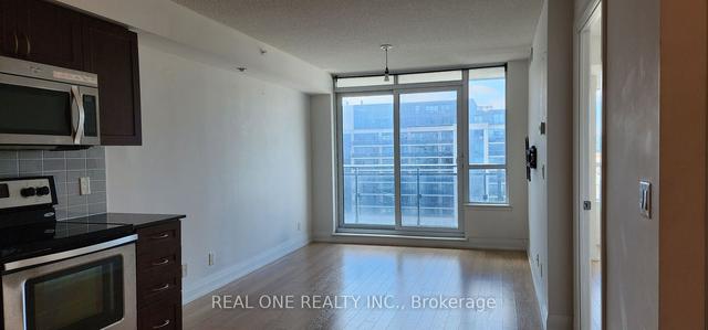 922 - 372 Highway 7, Condo with 1 bedrooms, 1 bathrooms and 2 parking in Richmond Hill ON | Image 15