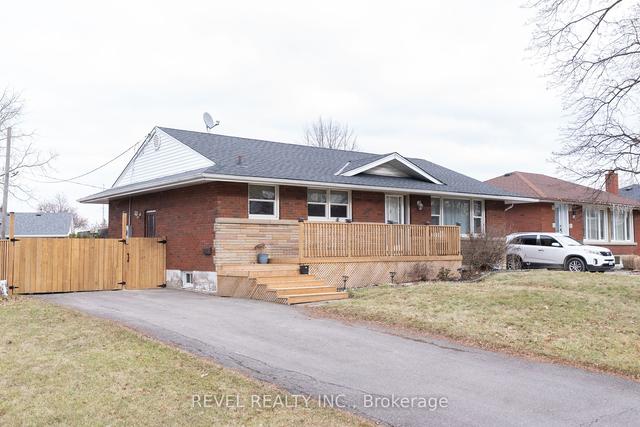 20 Milton Rd, House detached with 4 bedrooms, 1 bathrooms and 4 parking in St. Catharines ON | Image 30