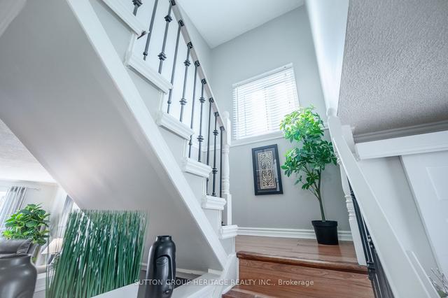 23 Goodfellow St, House semidetached with 3 bedrooms, 2 bathrooms and 3 parking in Whitby ON | Image 7