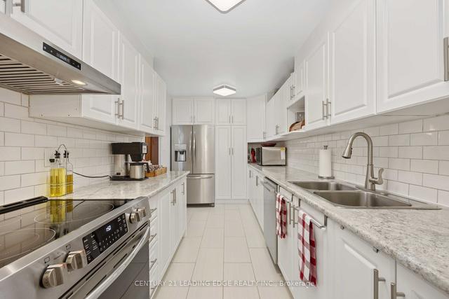 202 - 20 Gilder Dr, Condo with 3 bedrooms, 2 bathrooms and 1 parking in Toronto ON | Image 8