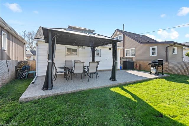 23 Parkview Road, House detached with 2 bedrooms, 1 bathrooms and 2 parking in St. Catharines ON | Image 30
