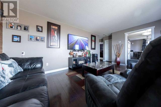 403 5, House detached with 4 bedrooms, 2 bathrooms and 5 parking in Marwayne AB | Image 6