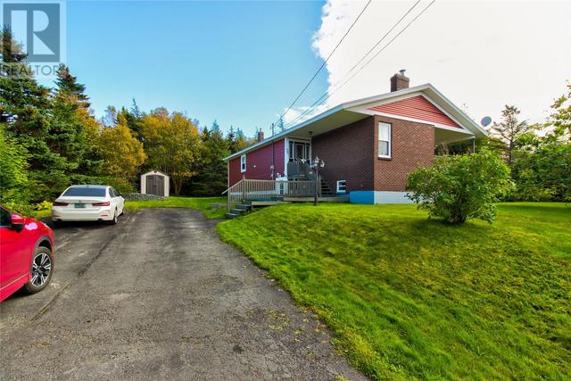 37 Salmonier Line, House detached with 4 bedrooms, 2 bathrooms and null parking in Holyrood NL | Image 2