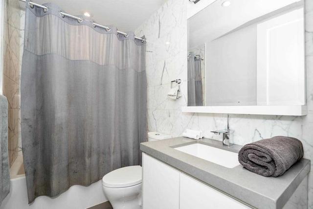 th 16 - 1086 Bay St, Townhouse with 3 bedrooms, 4 bathrooms and 2 parking in Toronto ON | Image 24