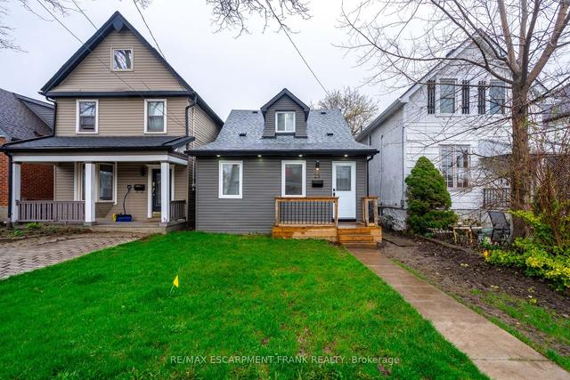 25 East 24th St, House detached with 3 bedrooms, 2 bathrooms and 1 parking in Hamilton ON | Image 12