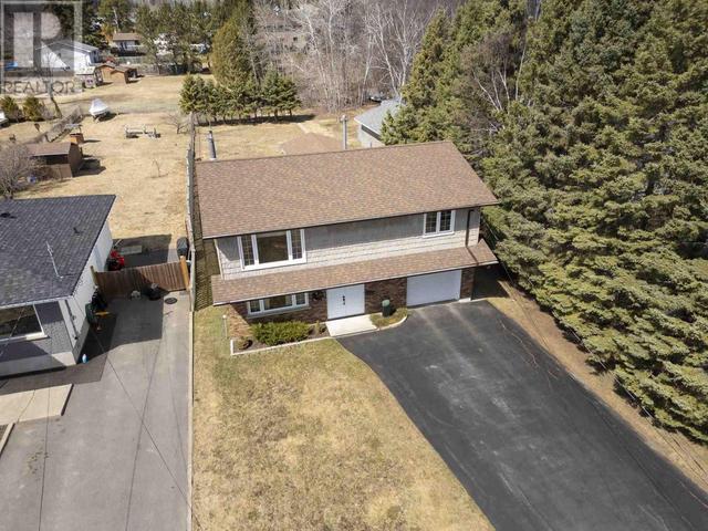 280 Sherwood Dr, House detached with 3 bedrooms, 1 bathrooms and null parking in Thunder Bay ON | Image 3