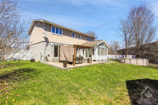1782 Ernest Avenue, House detached with 4 bedrooms, 3 bathrooms and 6 parking in Ottawa ON | Image 29