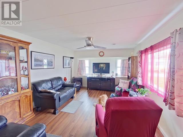 22 - 7624 Duncan Street, House detached with 3 bedrooms, 1 bathrooms and null parking in Powell River BC | Image 7