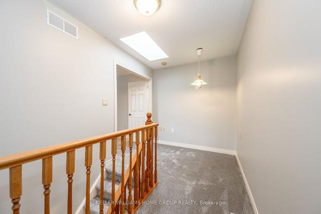 5 Wild Rose Crt, House detached with 3 bedrooms, 4 bathrooms and 3 parking in Guelph ON | Image 17