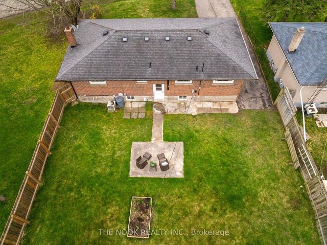62 Lakeview Rd, House detached with 3 bedrooms, 1 bathrooms and 6 parking in Clarington ON | Image 27