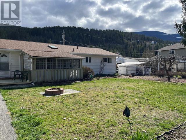 434 Oak Avenue, House detached with 3 bedrooms, 1 bathrooms and 6 parking in Sicamous BC | Image 46