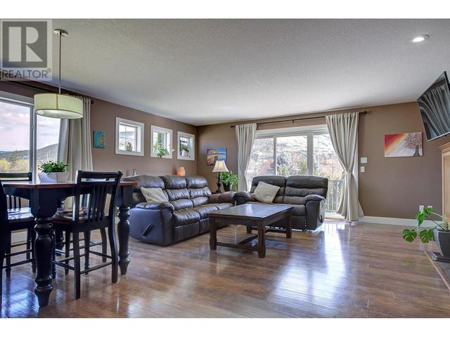 9823 Kinross Place, House detached with 5 bedrooms, 3 bathrooms and 4 parking in Coldstream BC | Image 16