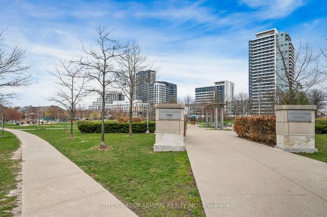 1208 - 30 North Park Rd, Condo with 2 bedrooms, 2 bathrooms and 1 parking in Vaughan ON | Image 25