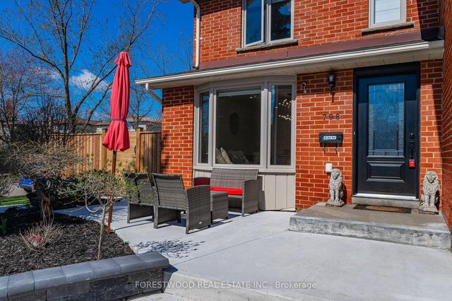 798 Willowbank Tr, House detached with 5 bedrooms, 4 bathrooms and 6 parking in Mississauga ON | Image 23