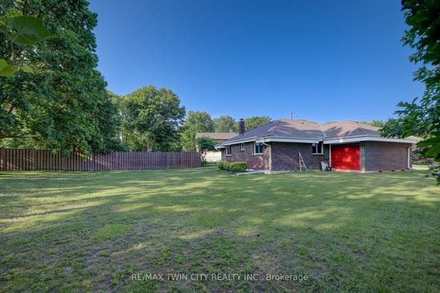 36 Cindy Ave, House detached with 4 bedrooms, 2 bathrooms and 4 parking in Cambridge ON | Image 26