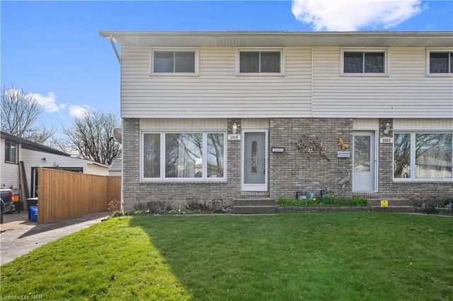 5005 Gage Court, House semidetached with 3 bedrooms, 1 bathrooms and 4 parking in Niagara Falls ON | Image 1