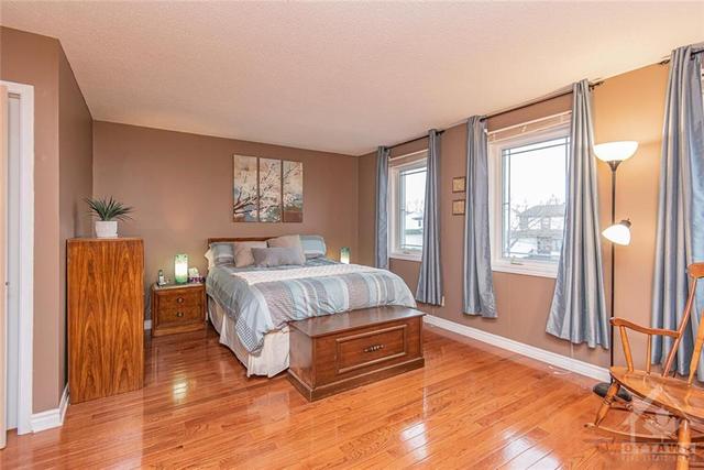 1787 D'amour Crescent, House detached with 3 bedrooms, 2 bathrooms and 5 parking in Ottawa ON | Image 11