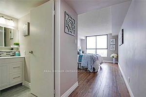710 - 8 Silverbell Grve, Condo with 1 bedrooms, 2 bathrooms and 1 parking in Toronto ON | Image 3
