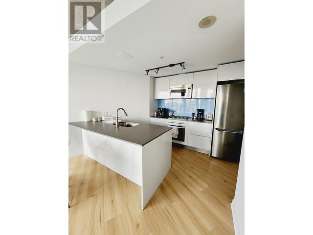 2809 - 128 W Cordova Street, Condo with 1 bedrooms, 1 bathrooms and null parking in Vancouver BC | Image 2