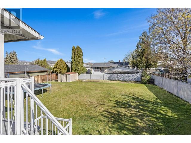 590 Hollydell Road, House detached with 4 bedrooms, 2 bathrooms and 6 parking in Kelowna BC | Image 17