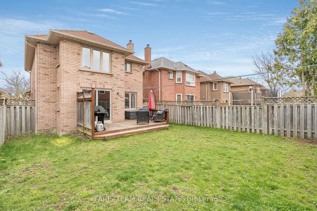 72 Cheviot Cres, House detached with 3 bedrooms, 4 bathrooms and 4 parking in Brampton ON | Image 15